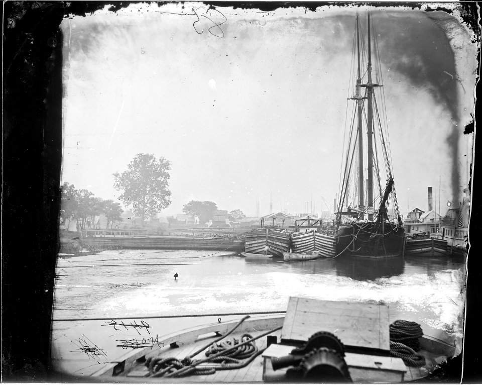 Landing at White House, Pamunkey River, 1864. (3995307001)