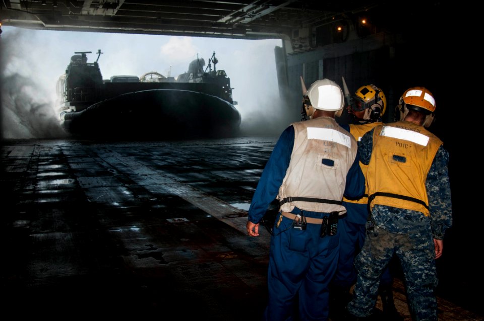 Landing craft boards USS Peleliu 130308-N-ZM744-196