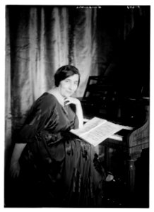 Landowska LCCN2014716776