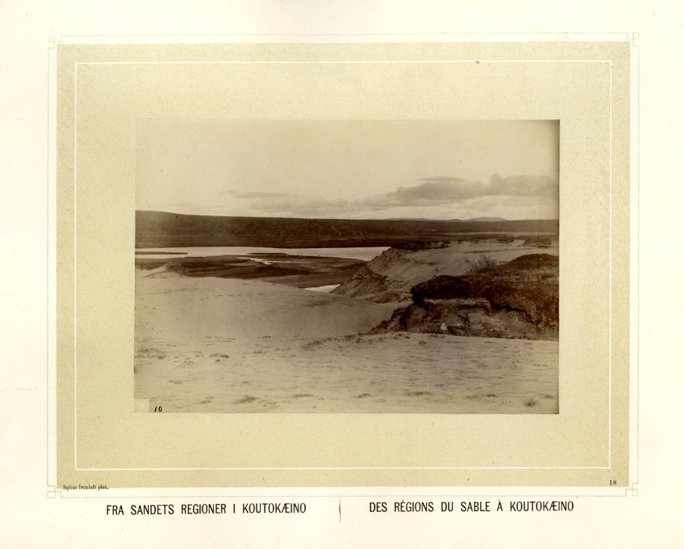 Landskap i Kautokeino med sandbanker langs elven - Norsk folkemuseum - NF.15006-019
