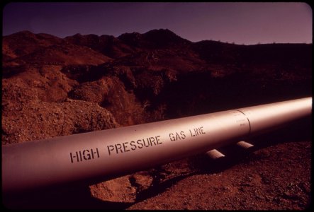 Land-section-of-high-pressure-gas-line-that-crosses-the-colorado-river-may-1972 7006554290 o