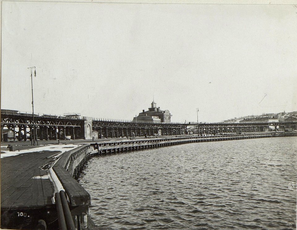 Landungsbrücke in Odessa (BildID 15665622)