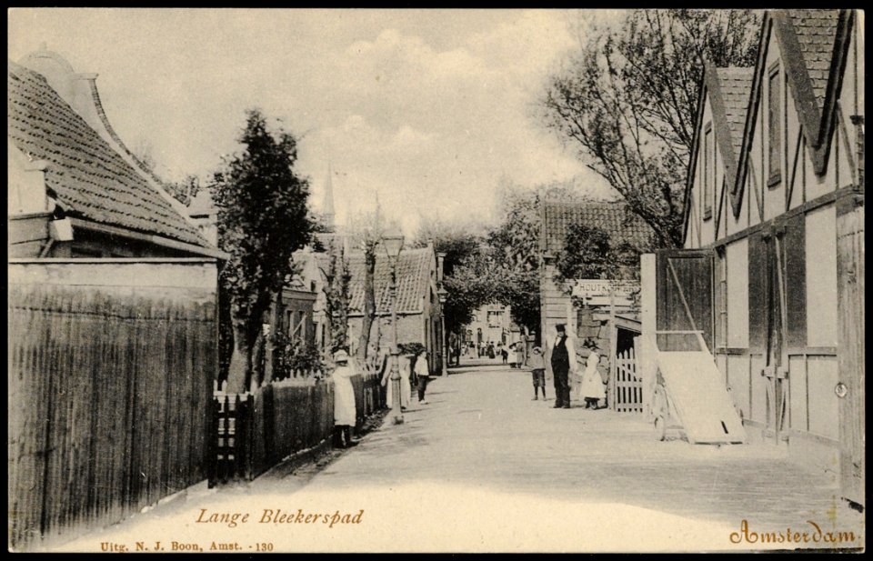 Lange Bleekerspad bij de latere de Clercqstraat. Uitgave N.J. Boon, Amsterdam