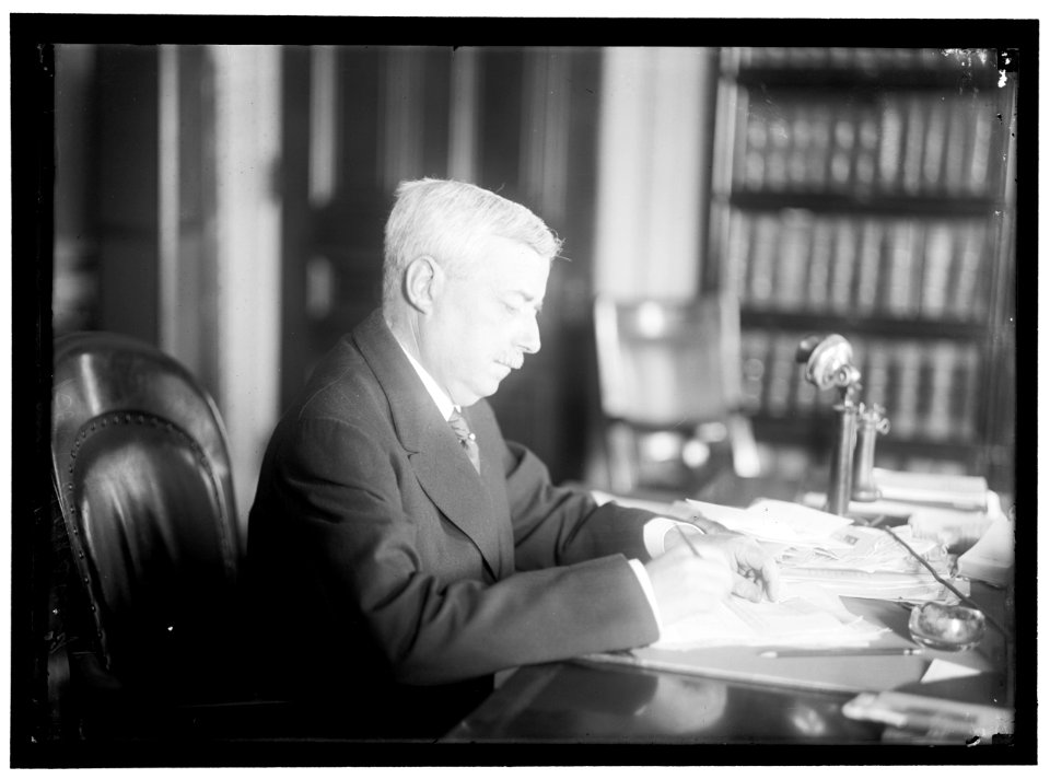 LANSING, ROBERT. SECRETARY OF STATE, 1915-1920. AT DESK LCCN2016867163