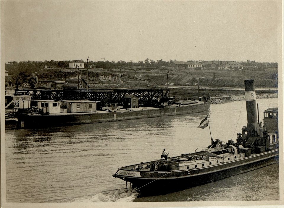 Landungssteg in Rustschuk, 1916 (BildID 15545350)