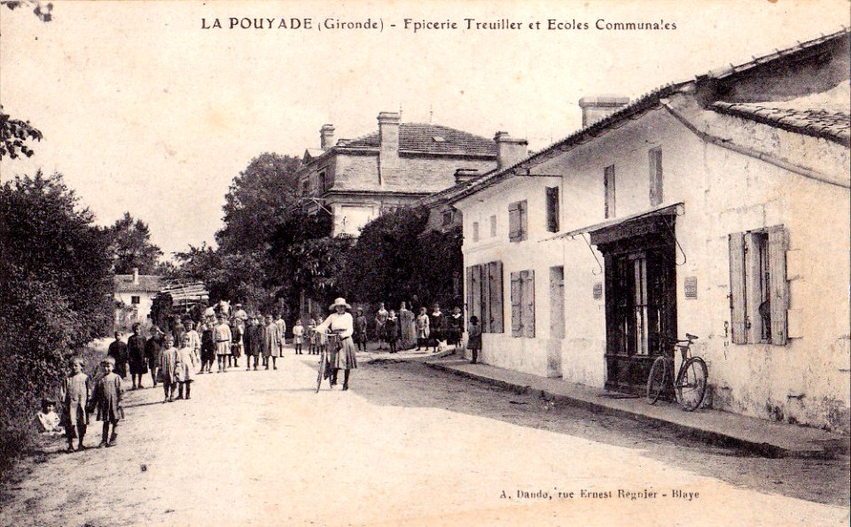 Lapouyade - bourg 3