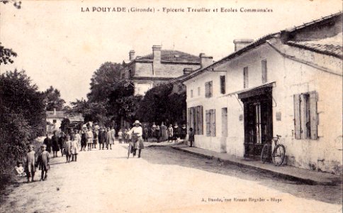 Lapouyade - bourg 3
