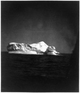 Large iceberg in the Atlantic Ocean, off the coast of Labrador LCCN2012645580
