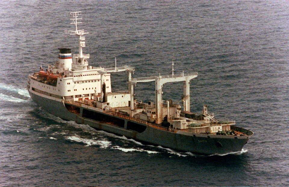 Large ocean tanker Dnestr in 1993