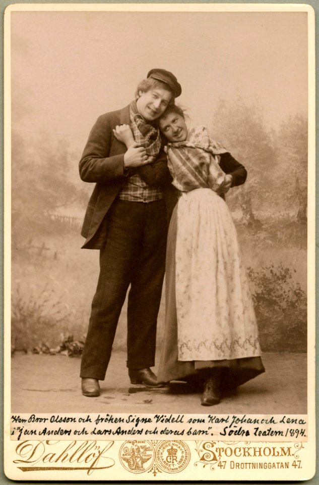 Lars Anders och Jan Anders och deras barn, Södra teatern 1894. Rollporträtt - SMV - H9 044