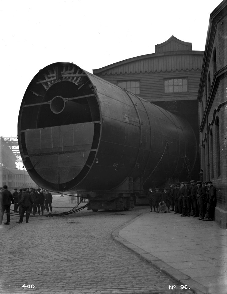 Last funnel for Olympic leaving shop