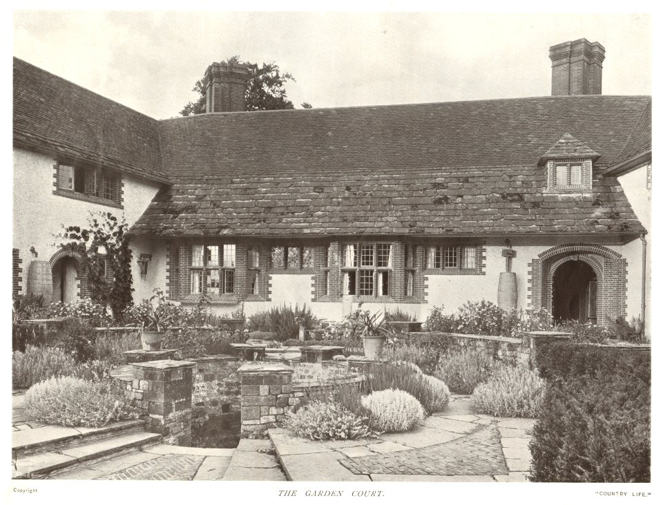 Latham Country Life 1904 Goddards Page 163 The Garden Court