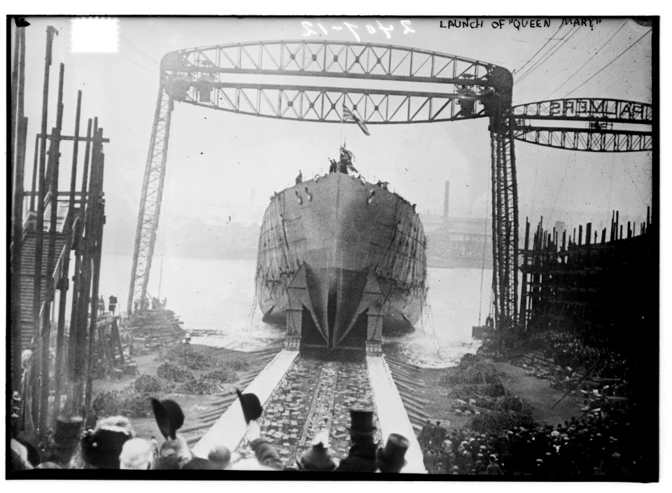 Launch of QUEEN MARY LCCN2014690442