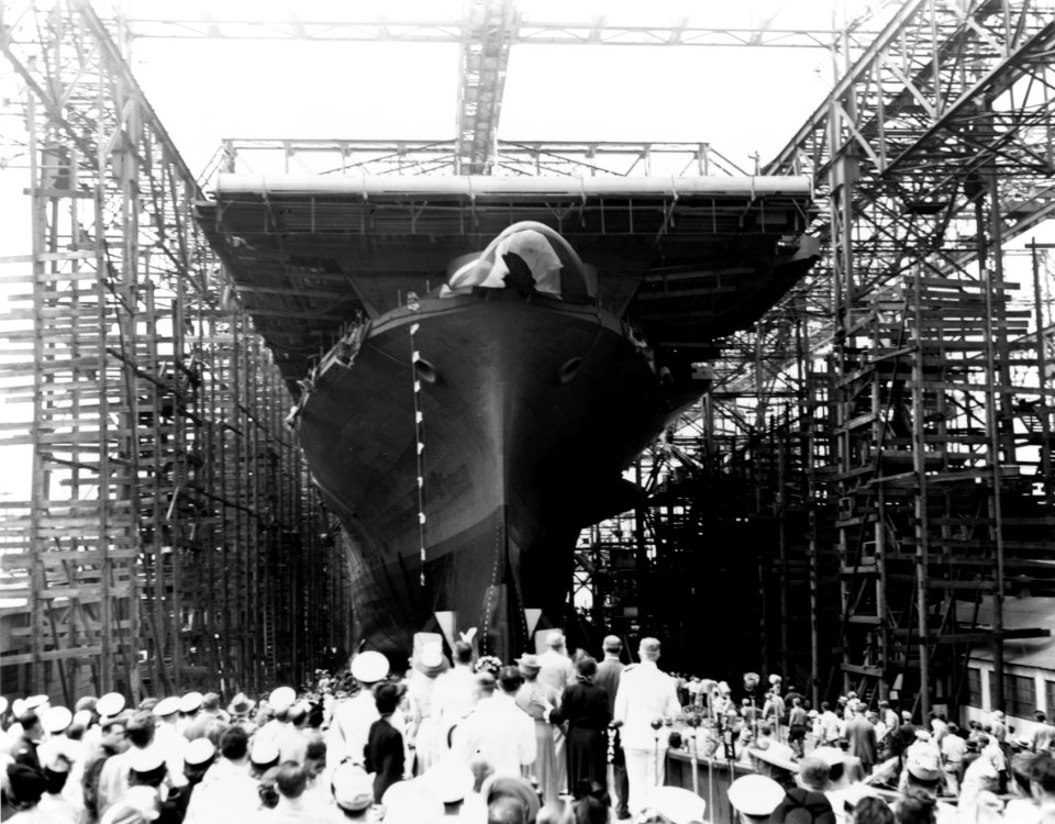 Launching of USS Hornet (CV-12) 1943
