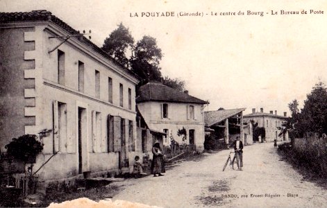 Lapouyade - bourg 2
