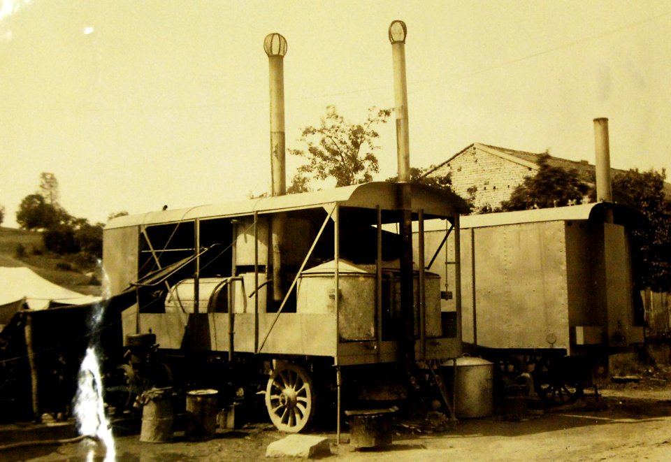 Laundry truck of Mobile Hospital No. 39, Aulnois-sur-Vertuzy, France, 1918 (28364503710)