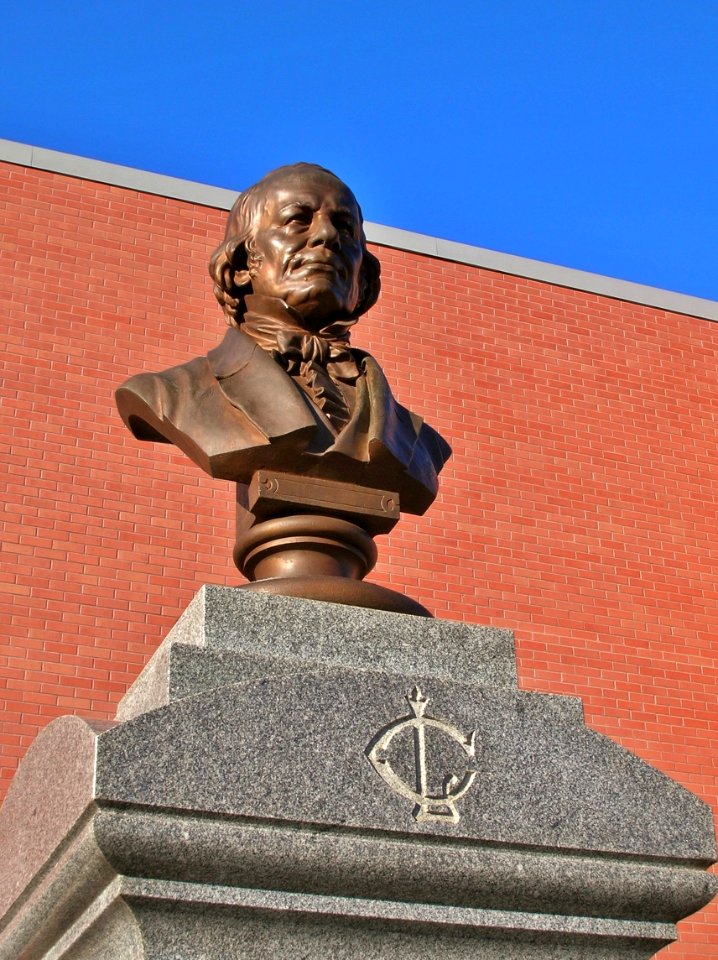 Laurent Clerc Bust by Carl Conrads, American School for the Deaf, West Hartford, CT - January 2016 01