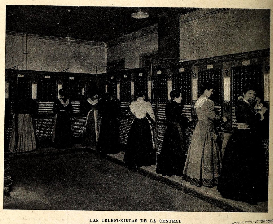 Las telefonistas de la central, de Franzen, Blanco y Negro, 15-10-1898