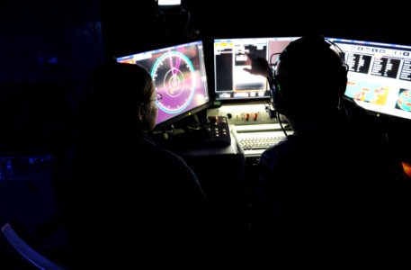 Laser Weapon System control station aboard USS Ponce (AFSB(I)-15) in November 2014 (02)