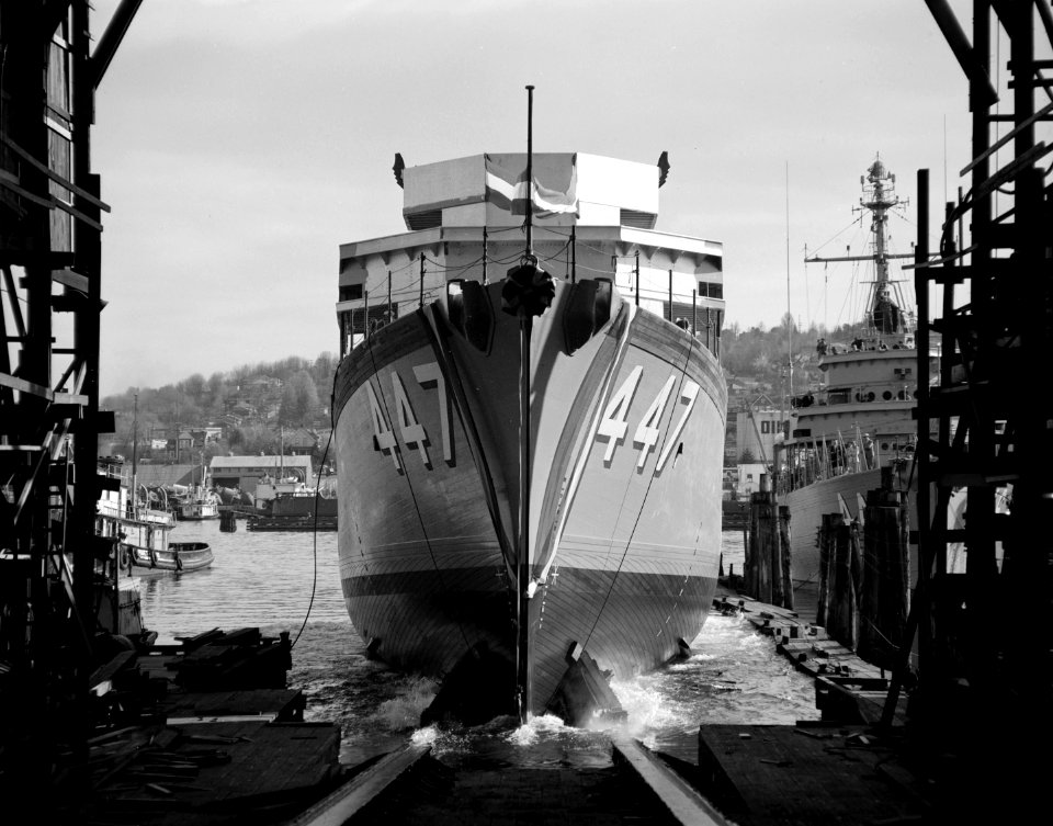 Launch of USS Guide (MSO-447) in April 1954