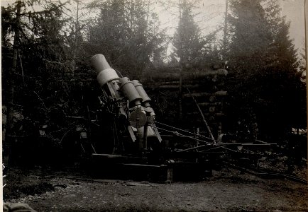 Lavaroneplateau. 30.5 cm Mörser in Feuerstellung. (BildID 15637299)