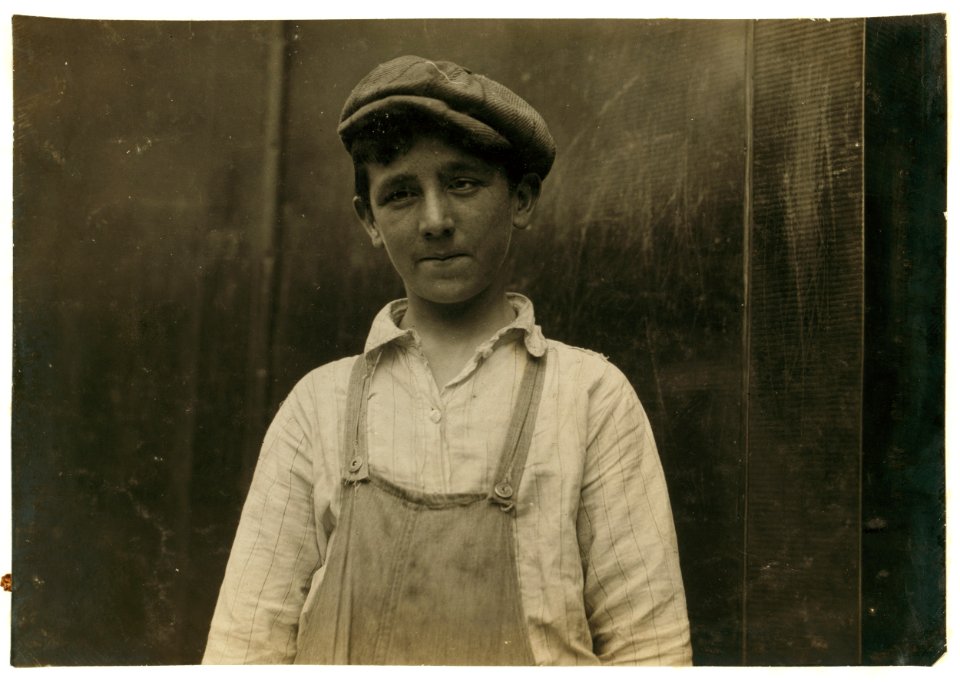 Lawrence Burns - Doffer - 14 years. Pocasset Mills. 43 Langley St. Eye defect. LOC cph.3b33423