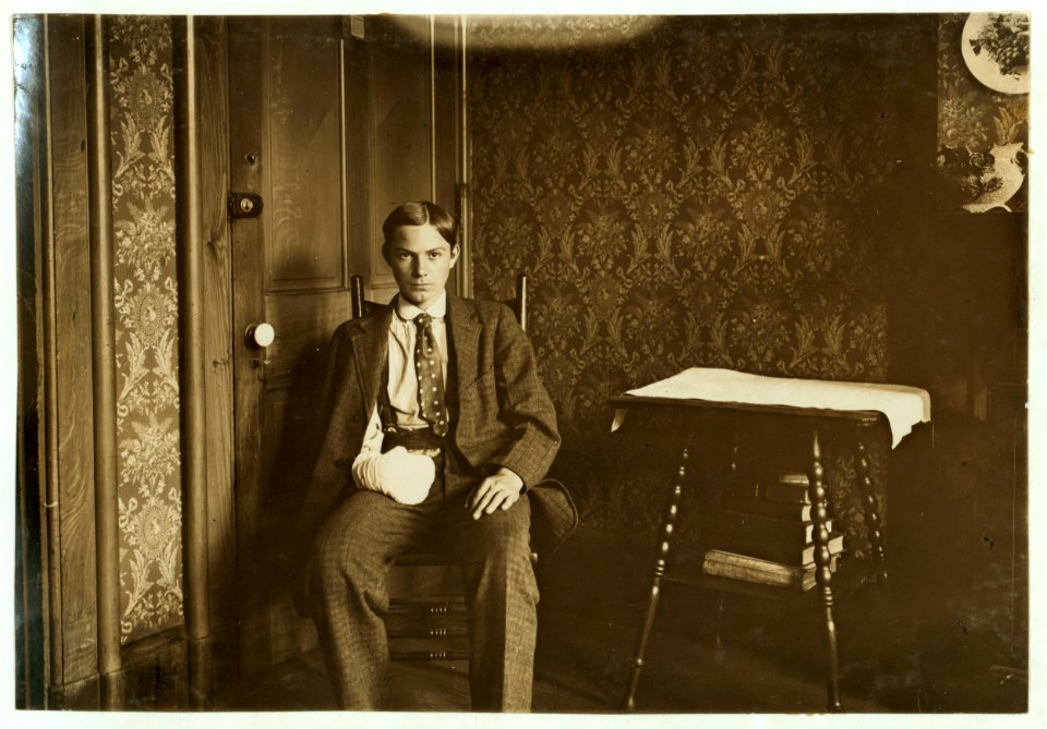 Lawrence J. Hill - 1125 Walnut St. 17 yrs. old March 1908. Had 4 fingers mashed off by stamping machine in lamp factory - Aug 1908. LOC cph.3c19629