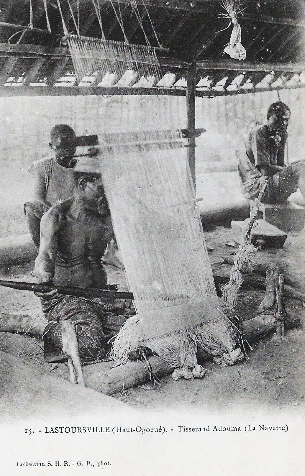 Lastoursville (Haut Ogooué)-Tisserand Adouma