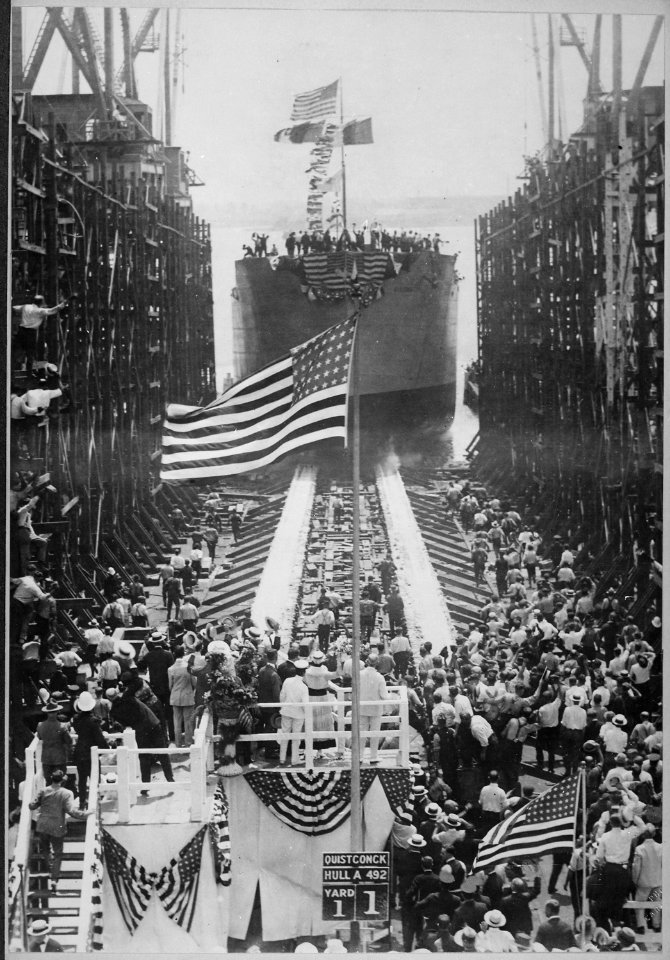 Launching the Quistconck, first completed at Hog Island shipyards. The President and Mrs. Wilson are standing on the pla - NARA - 533742