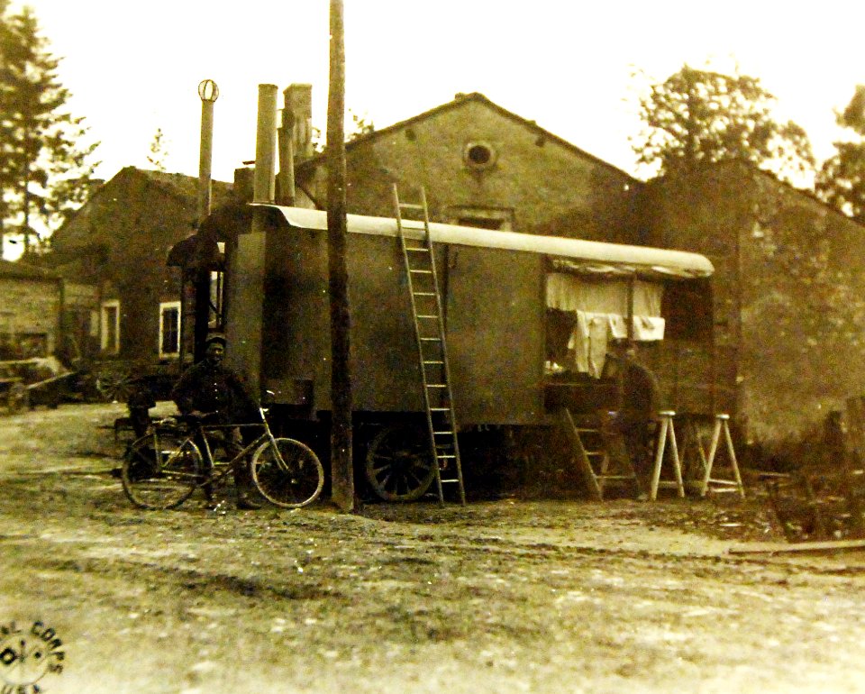 Laundry at Mobile Hospital, No. 39, Aulnois-sur-Vertuzy, France, 1918 (30661193632)