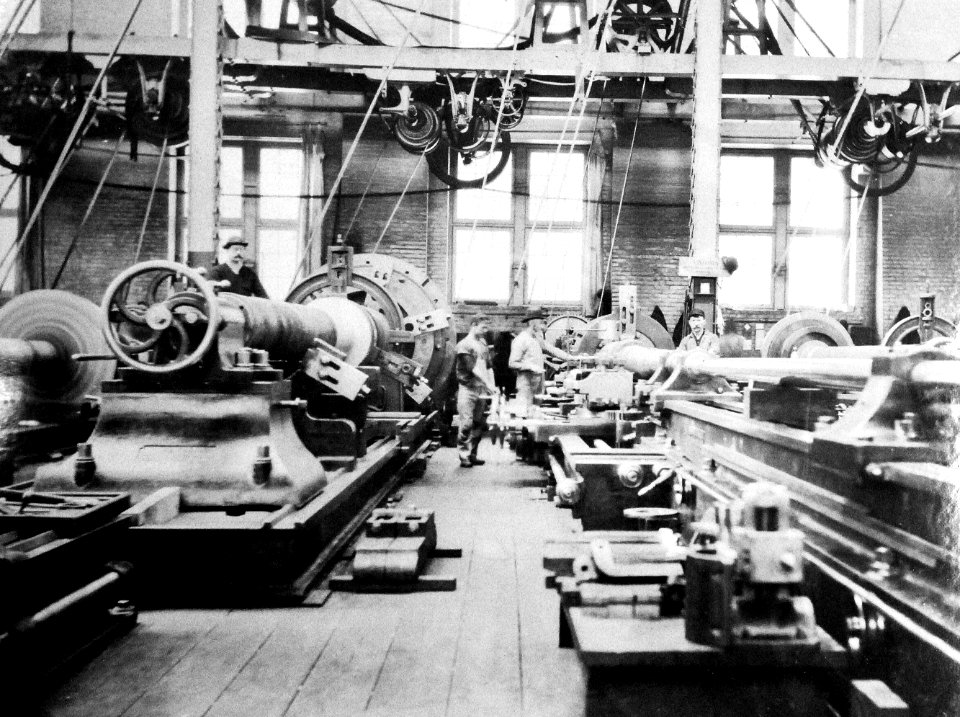 Lathes in the gun shops, Naval Gun Factory, Washington Navy Yard, Washington D.C. (25056962053)