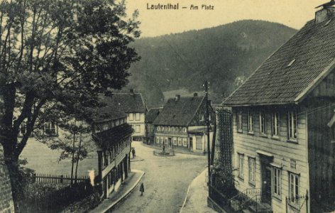 Lautenthal, Schlesien - Platz (Zeno Ansichtskarten)