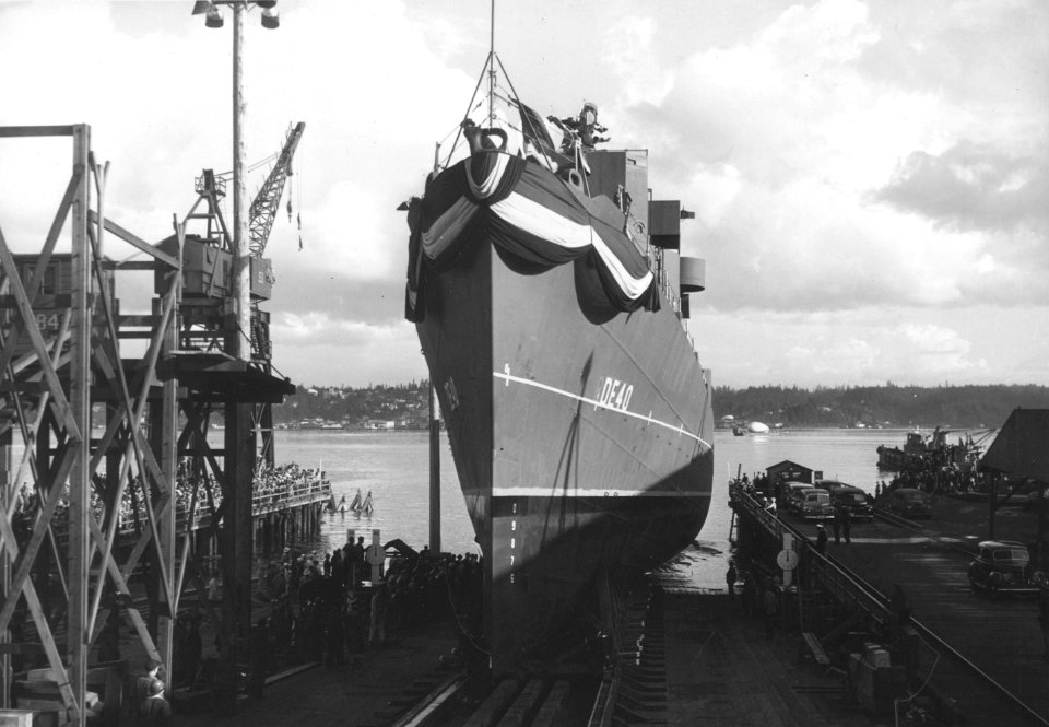 Launch of USS Sanders (DE-40) at the Puget Sound Naval Shipyard in June 1943