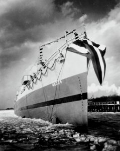 Launch of USS William J. Pattison (DE-594) at the Bethlehem Hingham Shipyard on 15 February 1944 (38329999