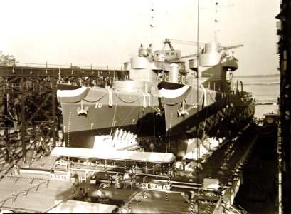 Launching of USS Tillman (DD 641) and USS Beatty (DD 640) 1941 (19194550928)