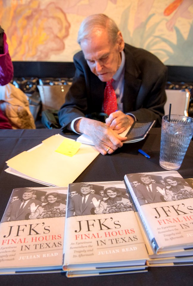 LBJ Foundation DIG13991 003 (32193238776)