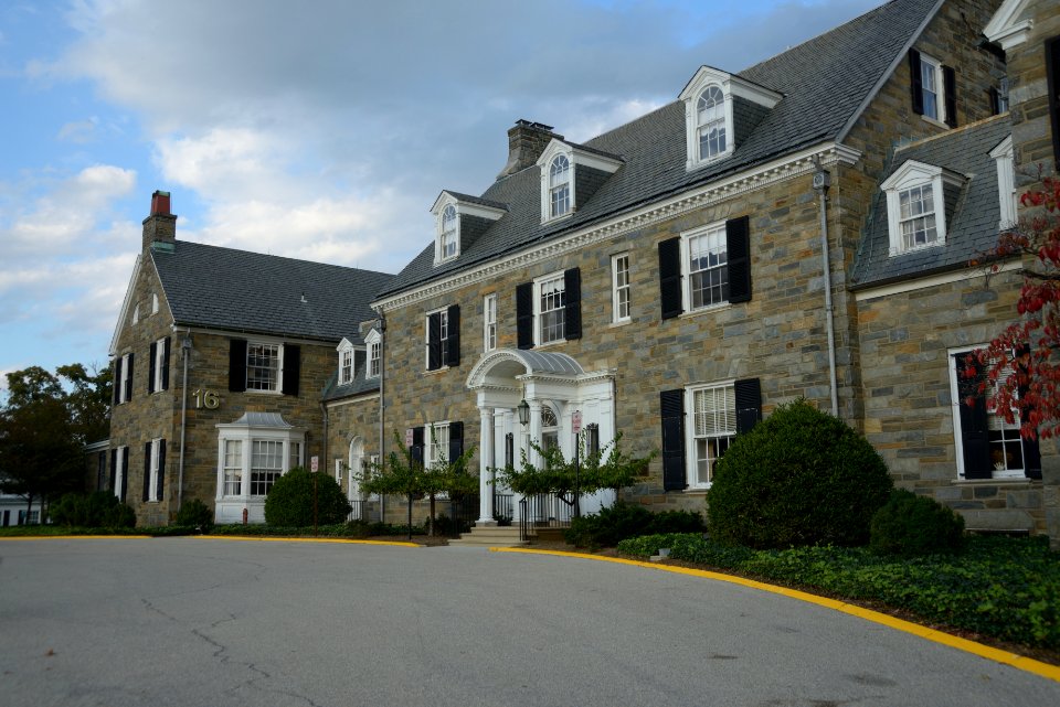 Lawton Chiles International House (Stone House), National Institute of Health (26958900344)