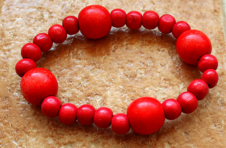 Bracelet string red coral