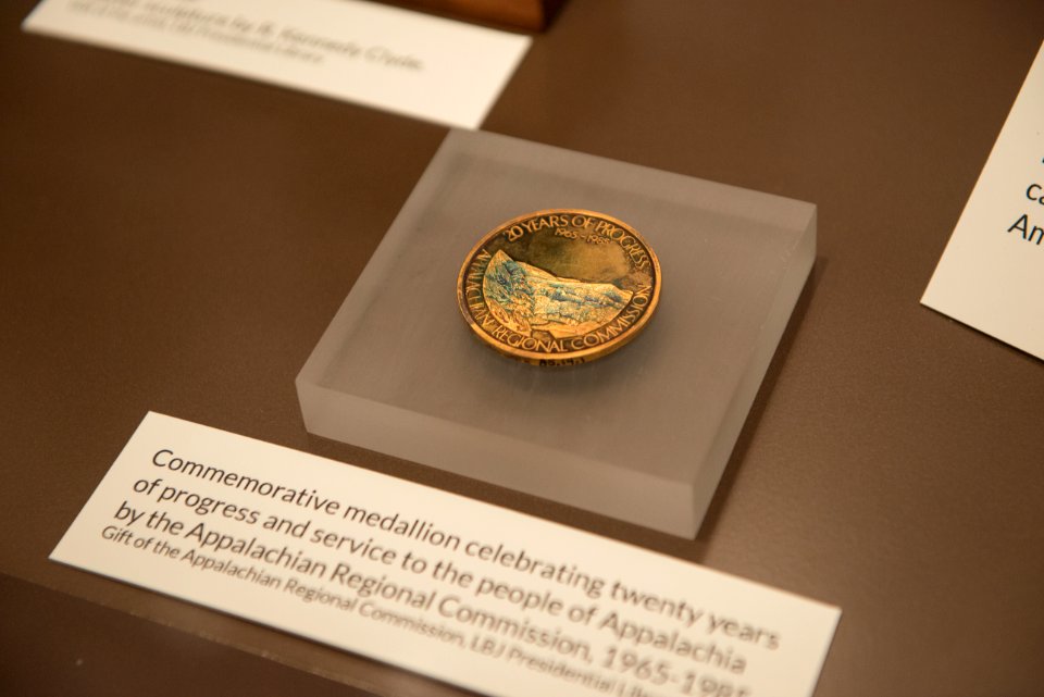 LBJ Foundation DIG13708-006 (16245138979)