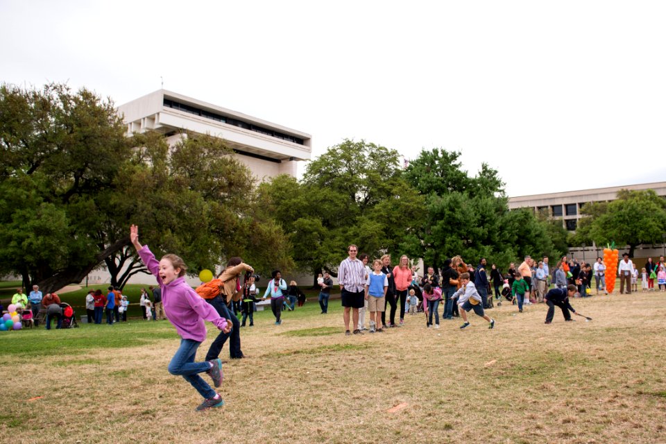 LBJ Foundation DIG13734-059 (17057201905)
