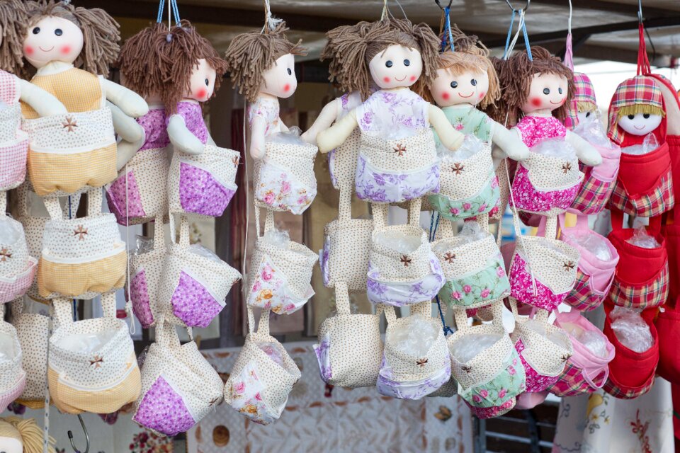 Dolls souvenir market