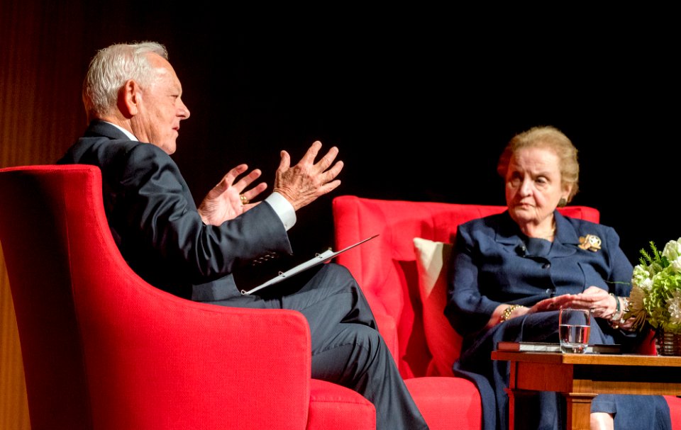 LBJ Foundation DIG14155-192 (37958159801)