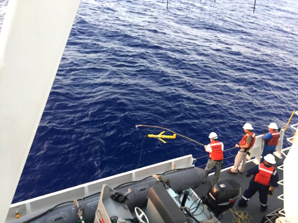 LBS-G on Naval Oceanographic Office (NAVOCEANO) T-AGS 60-class vessel 03