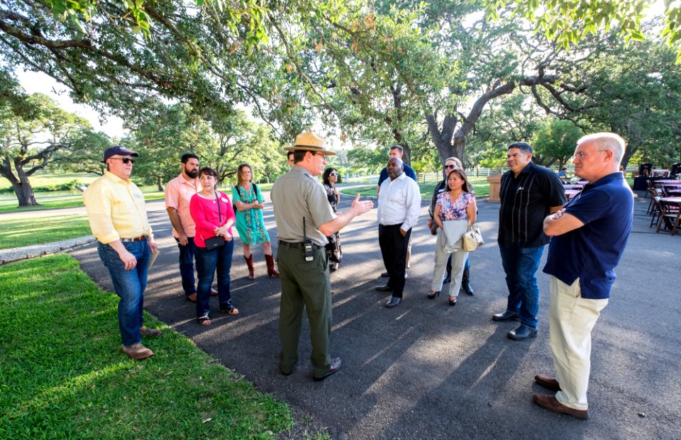 LBJ Foundation DIG14082-060 (34587447704)