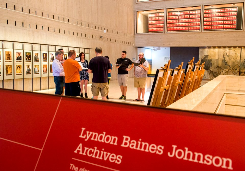 LBJ Foundation DSC 3157 (30203206851)