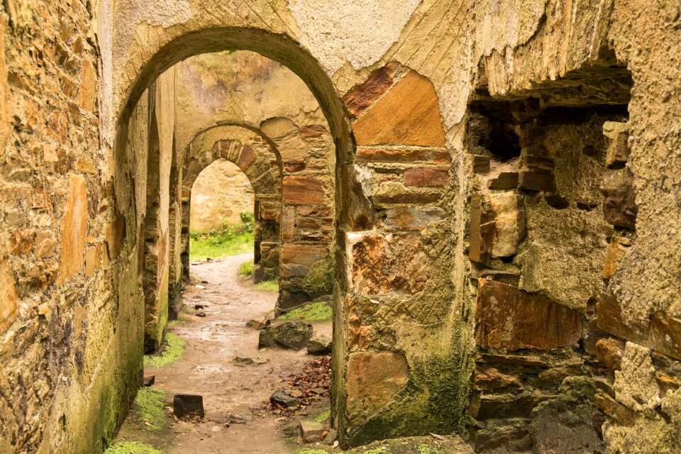 Castle clifden abandoned