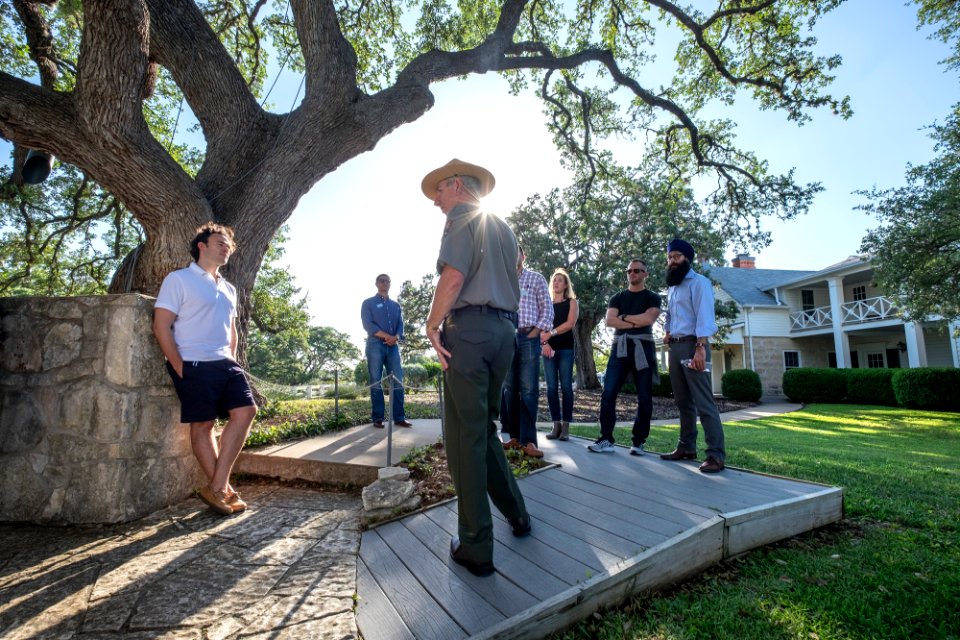 LBJ Foundation DIG14082-056 (34587443844)