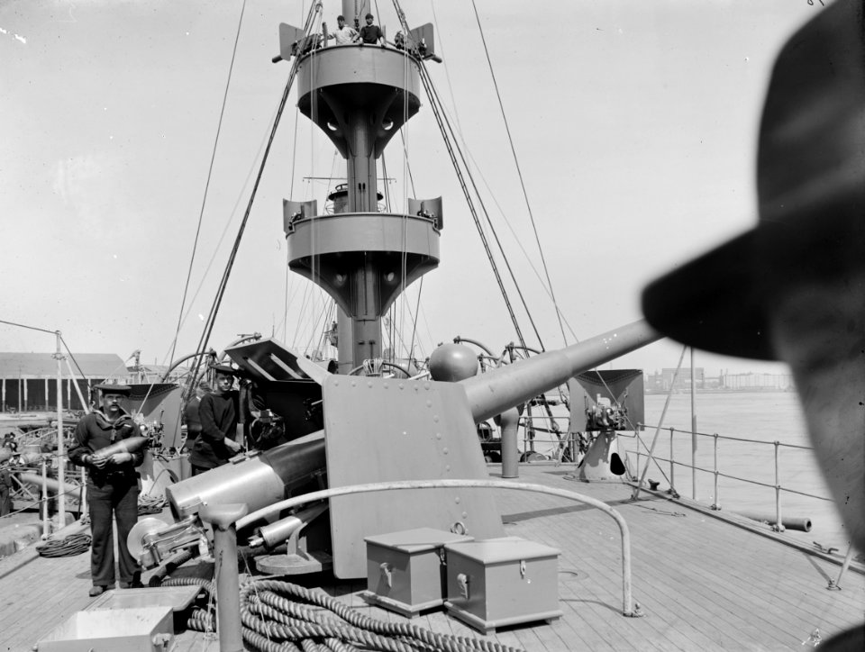 LC-DIG-DET-4a13964 (18127366708)