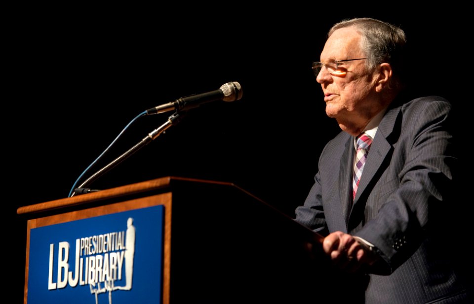 LBJ Foundation DIG14140-16 (37487297831)