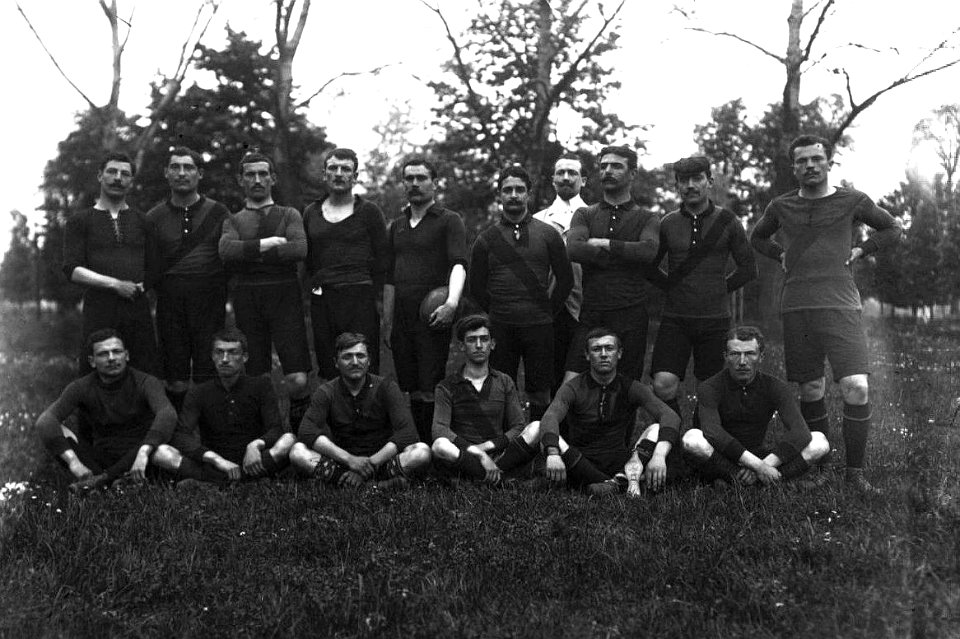 Le 126e Régiment d’Infanterie de Brives, en mai 1908 (rugby à XV)